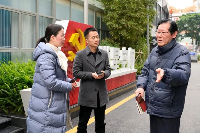 深入社區(qū)，傾聽民聲 成都市人大代表龔曉鷗開展“幸福美好生活十大工程”宣講 第5張